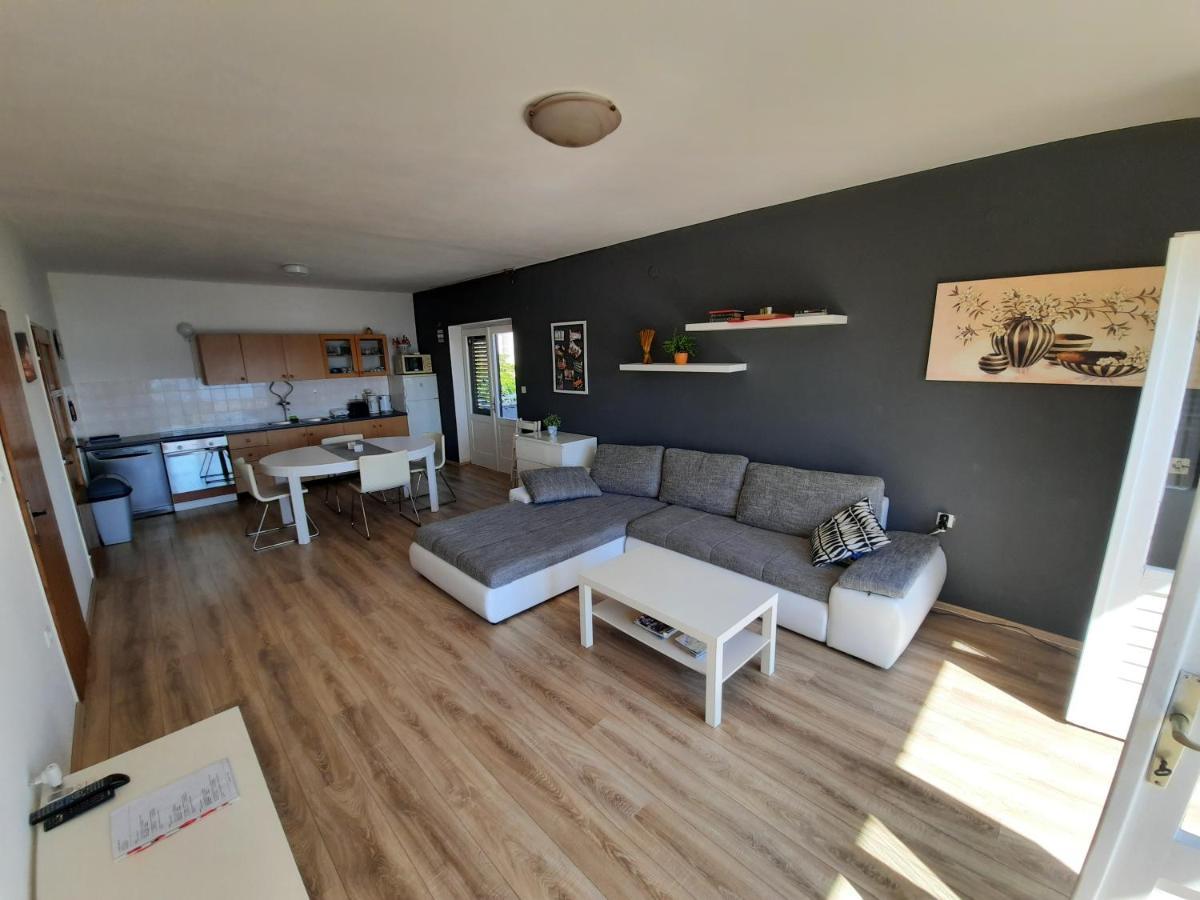 Sea View Nona Apartment Crikvenica Eksteriør bilde